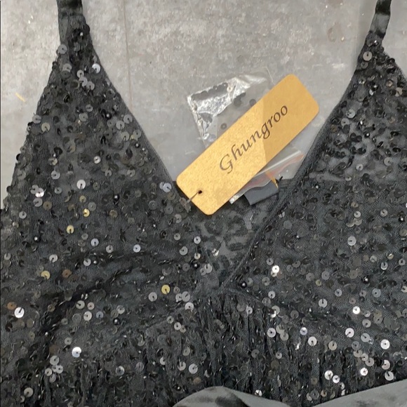 Ghungroo Sequin Top - Picture 3 of 8